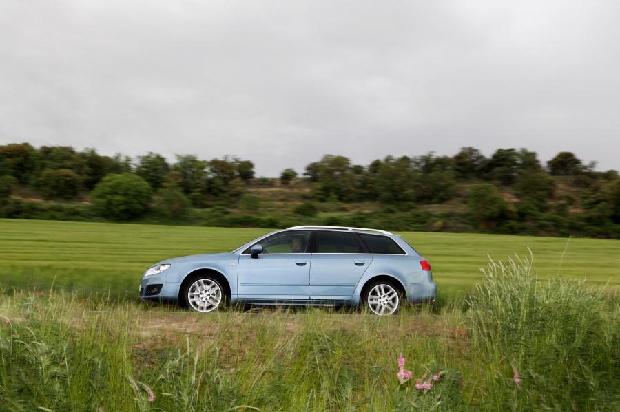  Seat Exeo ST 2009 года  (фото 117 из 203)